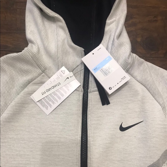 Nike sportswear tech pack wind runner hoodie. - Picture 3 of 9